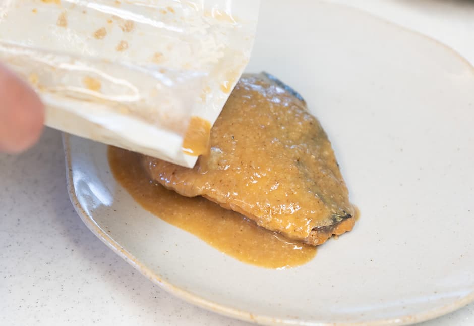 気仙沼産　鯖の胡麻味噌煮（2切れ）
