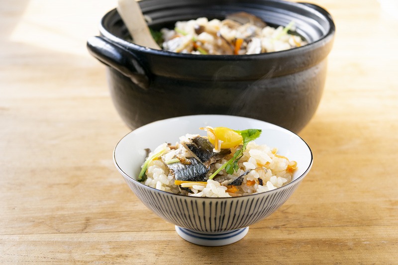 新さんまときのこの炊き込みご飯４