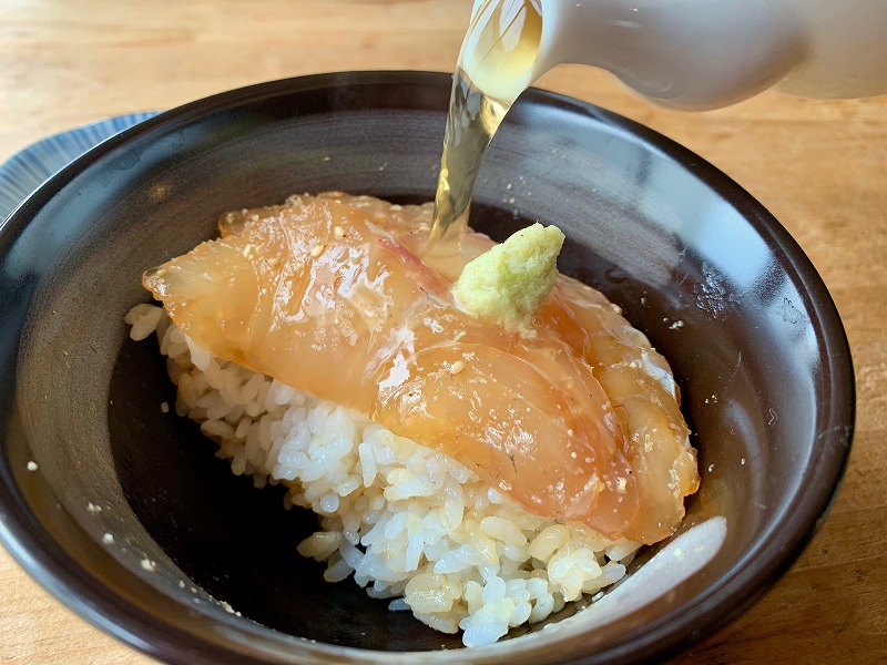 真鯛の胡麻漬け丼4